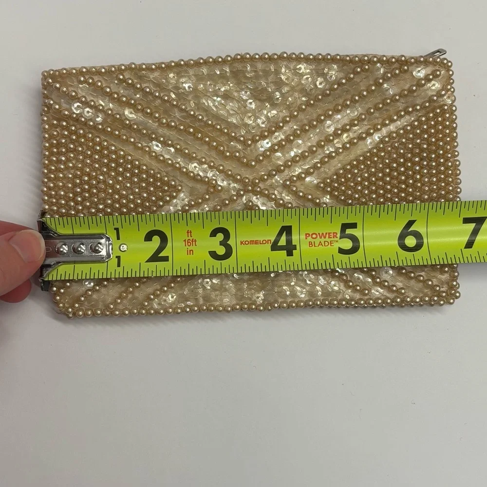 Vintage beaded and sequined coin purse pouch